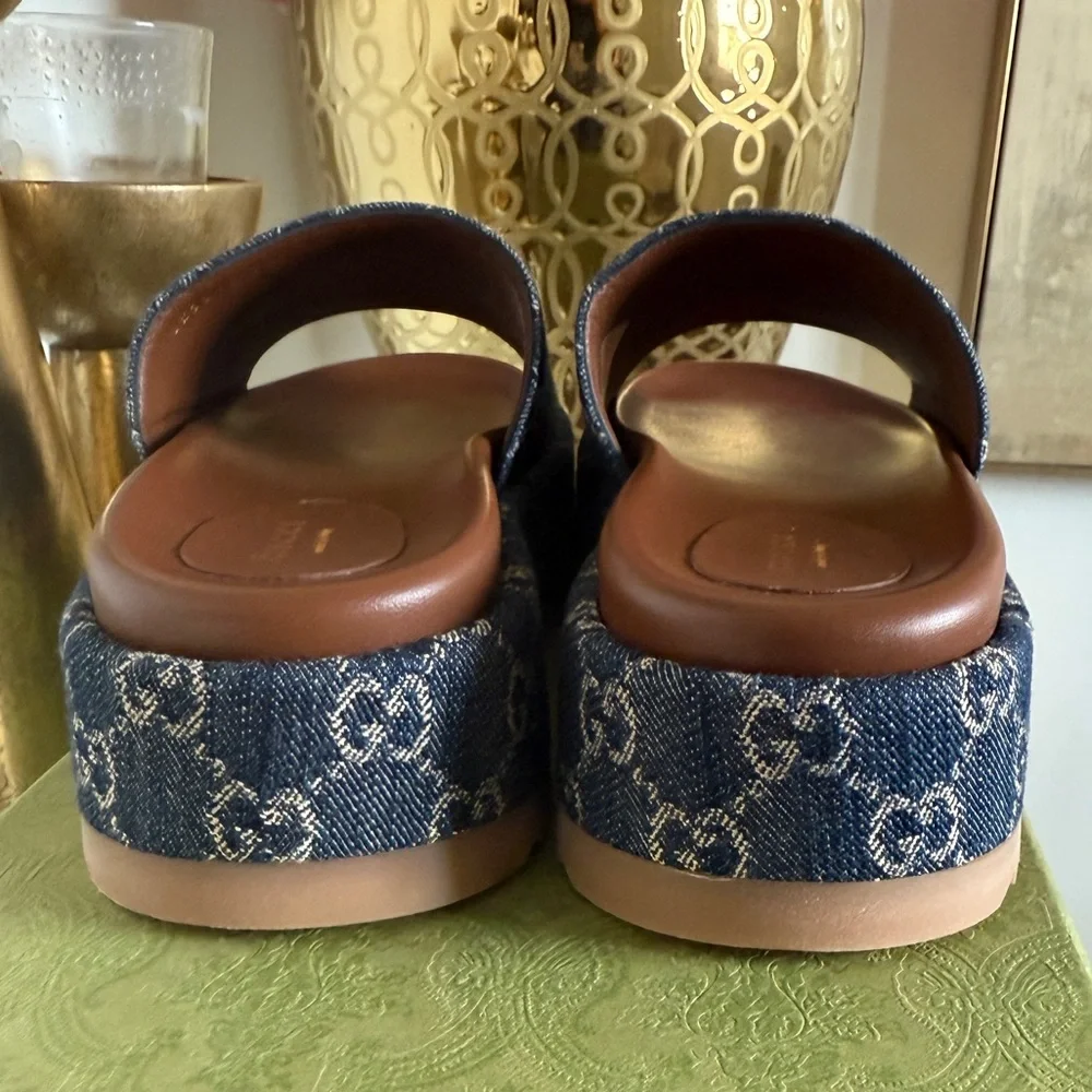 Gucci Women's Denim Blue Logo Slide Sandals - Picture 7 of 13